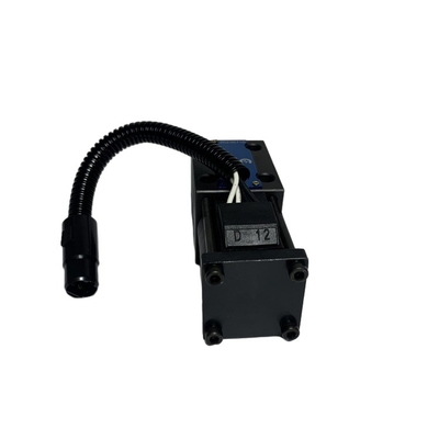 Valvo solenoide 12V per FD20-30 CPCD20-30 KA-D12-42/12N53-82551 Parti di carrelli elevatori 135L3-82001