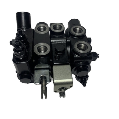 Sistema idraulico del carrello elevatore ABG77-31301 Valvola di controllo per CPD20-35 CBD5-F15YHG1-03